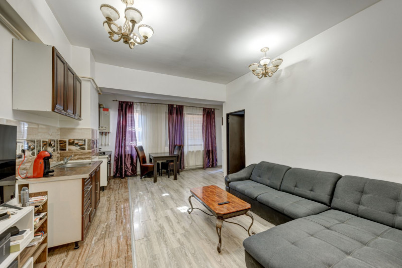 Apartament 2 camere Piata Alba Iulia cu o terasa generoasa!