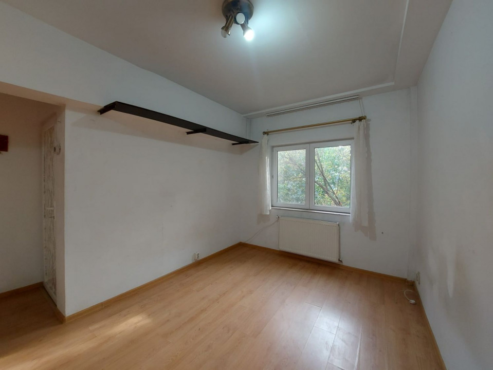 Garsonieră Crângași - complex studențesc Regie, centrală termică proprie!