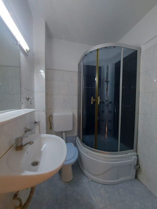 Garsonieră Crângași - complex studențesc Regie, centrală termică proprie!