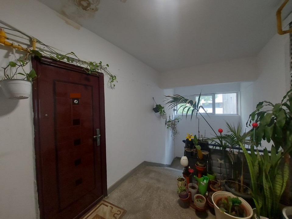 Garsonieră Crângași - complex studențesc Regie, centrală termică proprie!