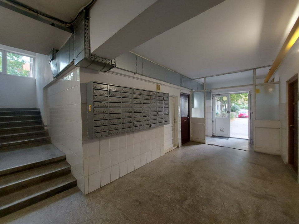 Garsonieră Crângași - complex studențesc Regie, centrală termică proprie!
