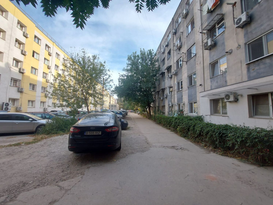 Garsonieră Crângași - complex studențesc Regie, centrală termică proprie!