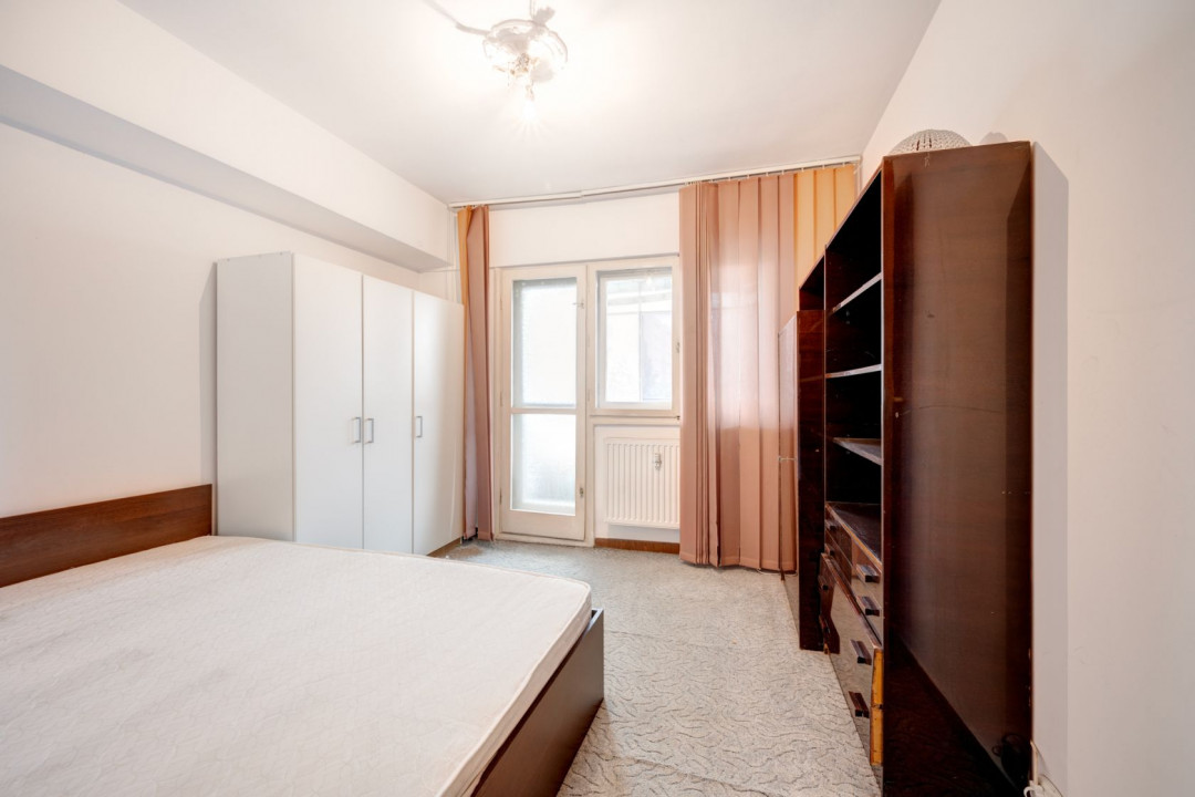 Apartament spațios de 3 camere cu 2 băi, 80mp, Sibiu - Favorit!
