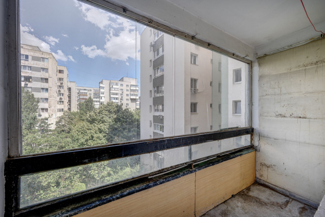 Apartament de 3 camere, vedere frumoasă, bloc Z, Drumul Taberei!