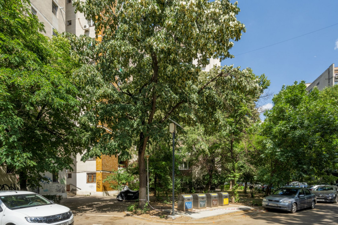 Apartament de 3 camere, vedere frumoasă, bloc Z, Drumul Taberei!