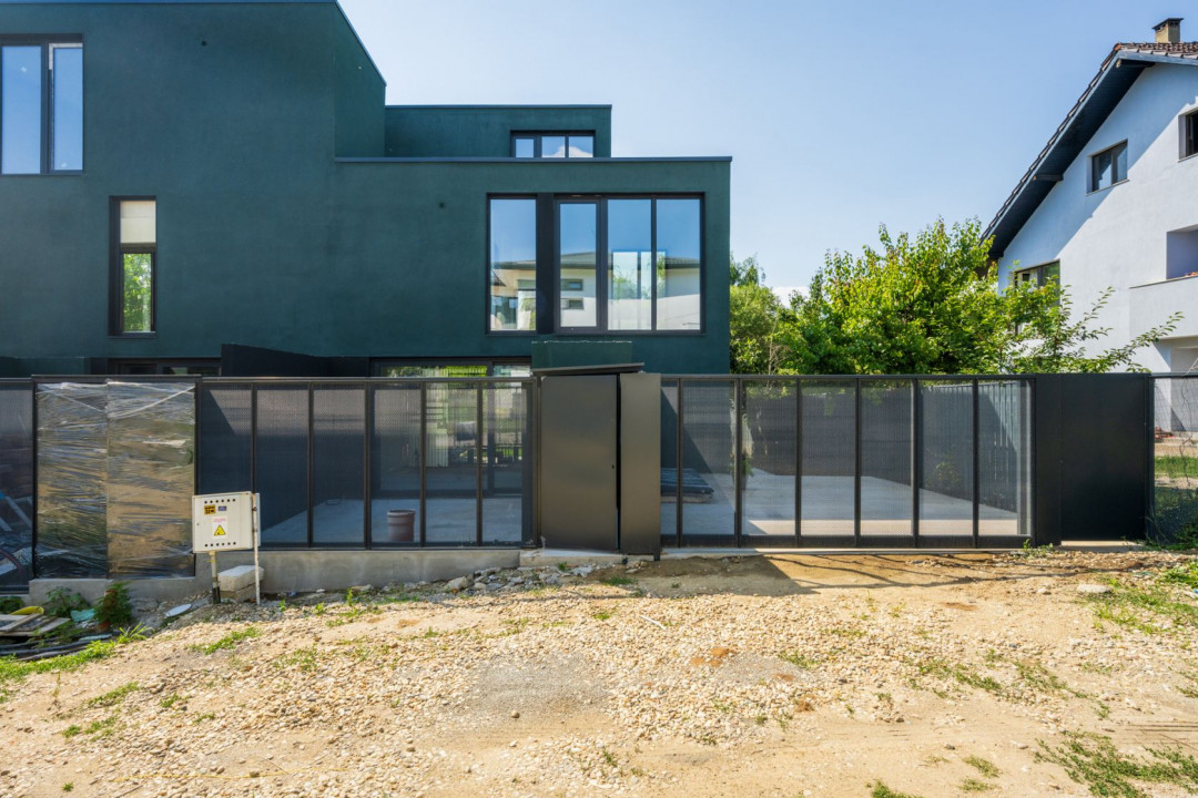 Casa cu proiect deosebit de arhitectură, vedere spre pădure, Mogoșoaia - FRF!