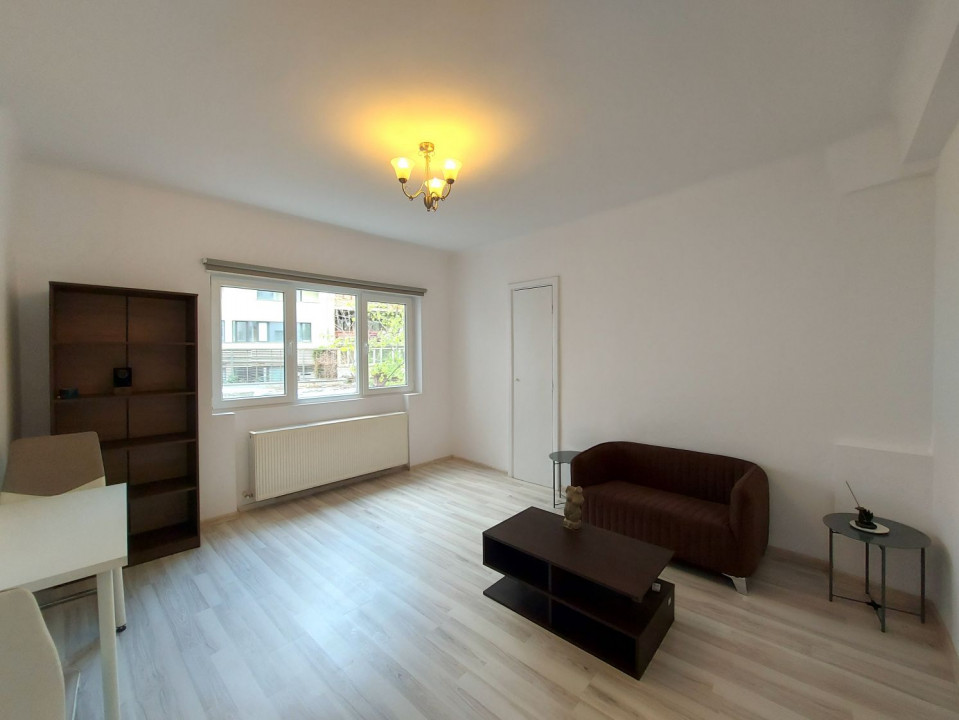 P-ța Unirii-Bd. Coposu, etajul 1, apartament 2 camere, birou/locuință!
