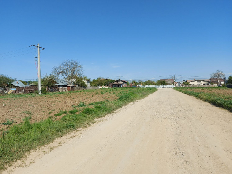 Loturi de casă de 583mp, deschidere 30m, Ciofliceni - Snagov!