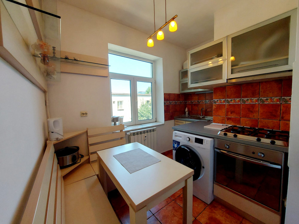 Apartamentul cu tei la geam, Floreasca - Barbu Văcărescu!