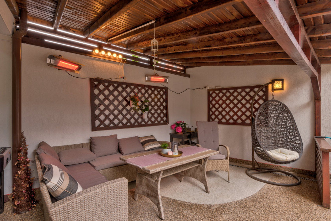 Apartament de 5 camere 170mp utili, 77mp curte și 3 locuri de parcare! 