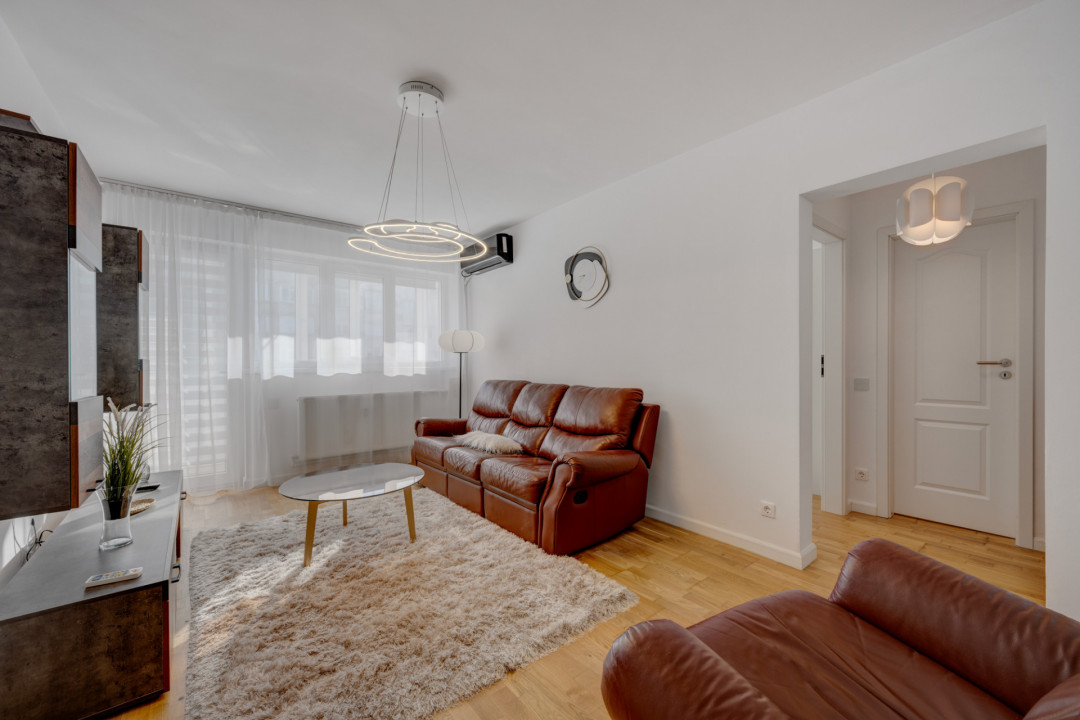Apartament de 2 camere proaspăt renovat, 5 min de metrou, prima închiriere!