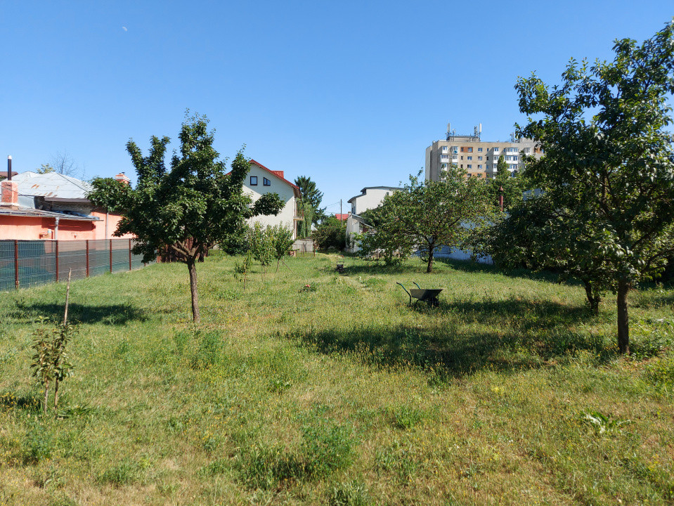Bucureștii Noi, Laminorului, casă și teren 1.320mp cu deschidere la două străzi!