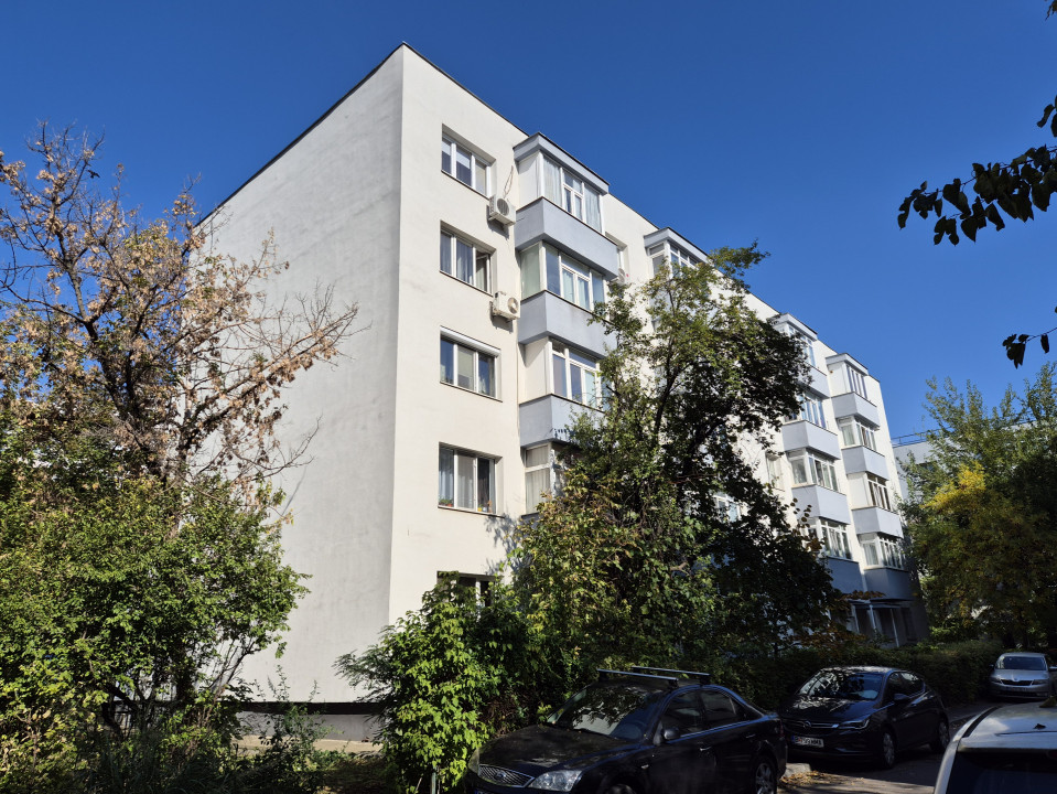 Garsonieră luminoasă, decomandată, etaj 2/4, bloc mixt 1981! Comision 0%