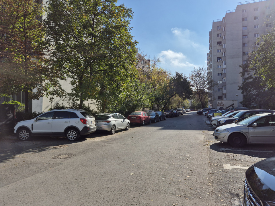 Garsonieră luminoasă, decomandată, etaj 2/4, bloc mixt 1981! Comision 0%