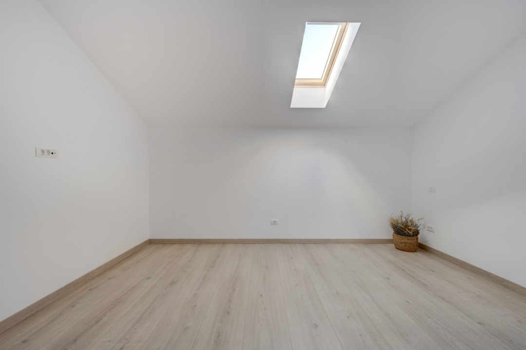 Casa primitoare P+1+M cu 145mp utili și pompă de căldură! Comision 0%!