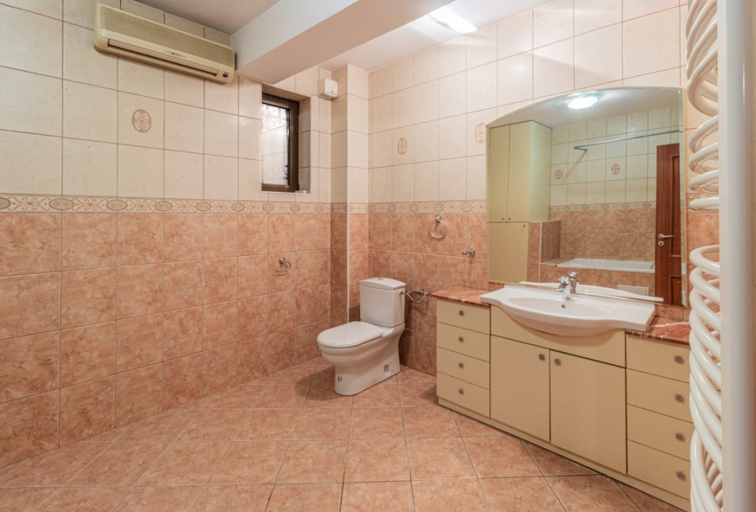 Vezi Parcul Kiseleff! Apartament spectaculos, 4 camere, 175mp