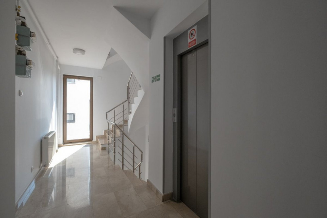 Pipera Rond OMV - 3 camere - 2 locuri parcare subterana si boxa