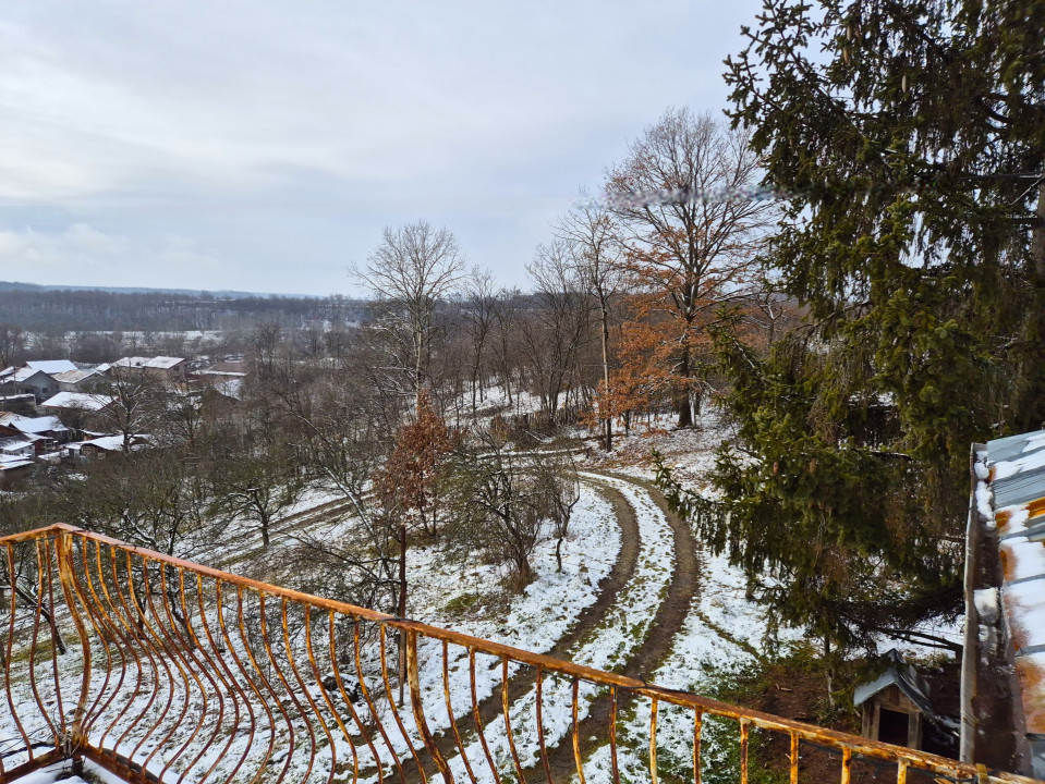 Moșia boierească din vârf de deal, Scorțeni - Prahova, comision 0%