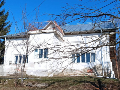 Moșia boierească din vârf de deal, Scorțeni - Prahova, comision 0%