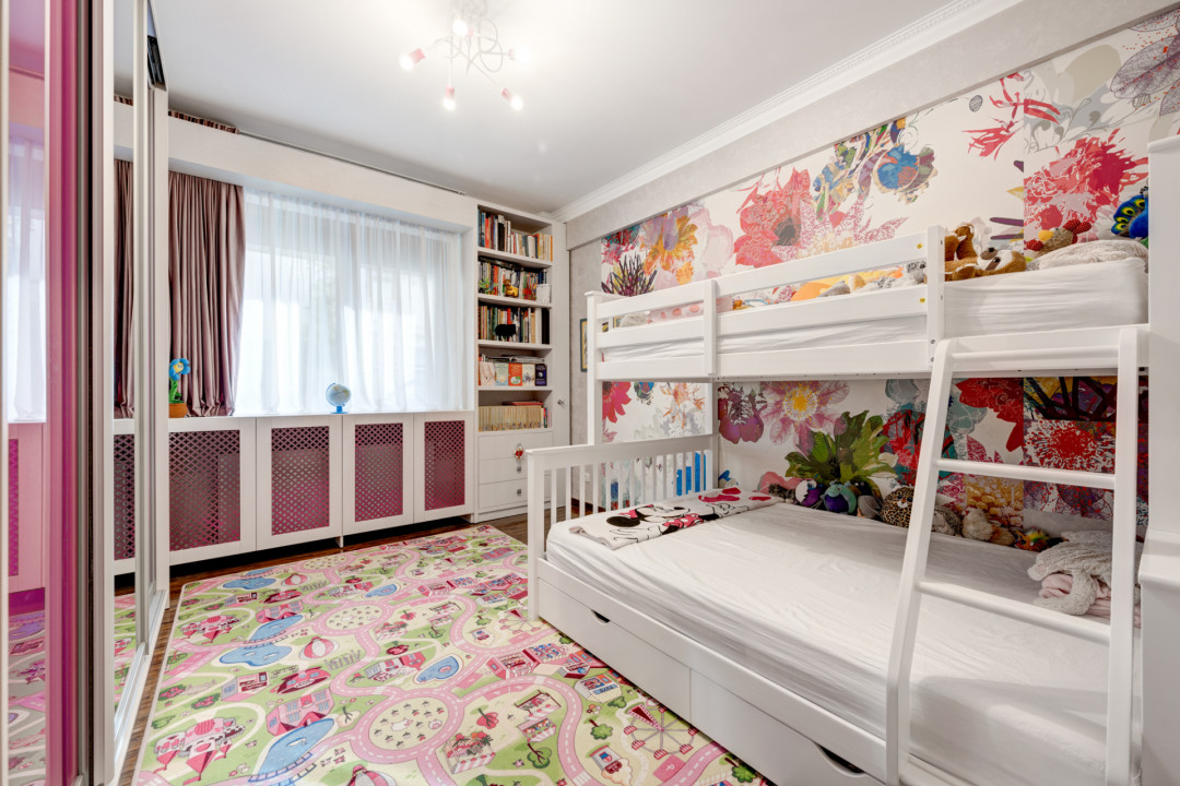 Apartament 170mp utili, 77mp curte și 3 locuri parcare, Parc Bazilescu!