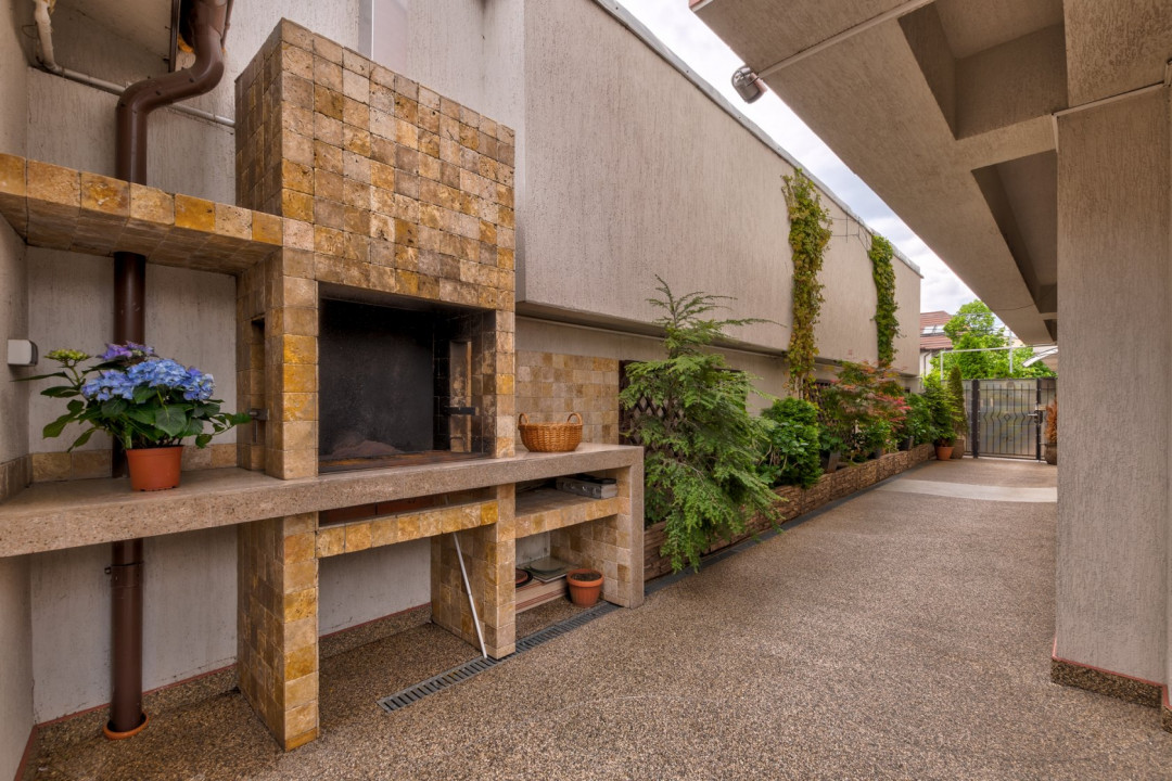 Apartament 170mp utili, 77mp curte și 3 locuri parcare, Parc Bazilescu!