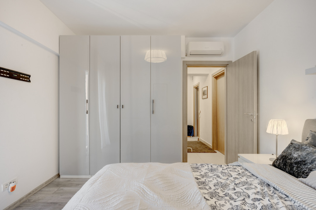 Apartament decomandat de 2 camere, bloc 2017, Dr. Iacob Felix - Victoriei!