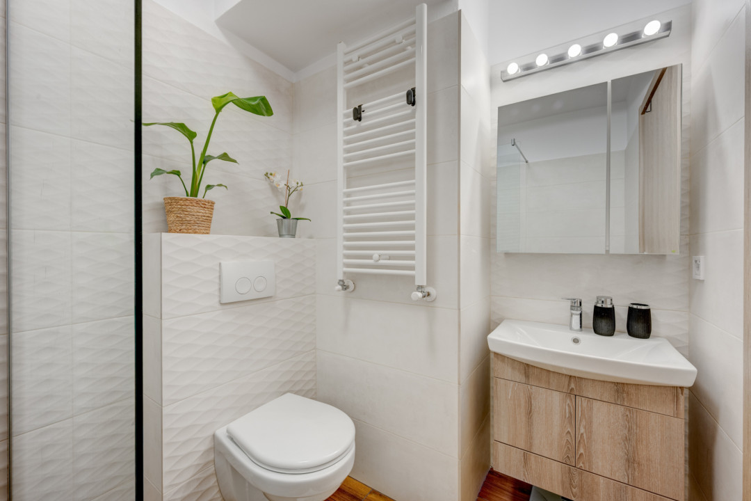 Apartament decomandat de 2 camere, bloc 2017, Dr. Iacob Felix - Victoriei!