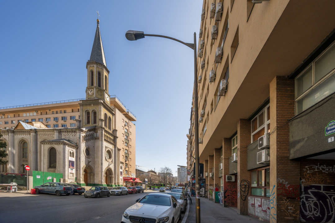 Garsonieră plină de lumină, Știrbei Vodă - Sala Palatului!