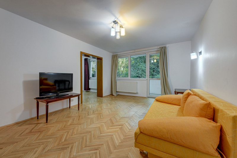 Apartament luminos si proaspat renovat, bloc H, Titan - Parc IOR!