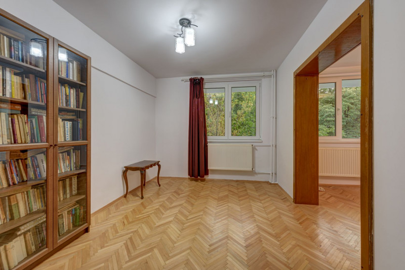 Apartament luminos si proaspat renovat, bloc H, Titan - Parc IOR!