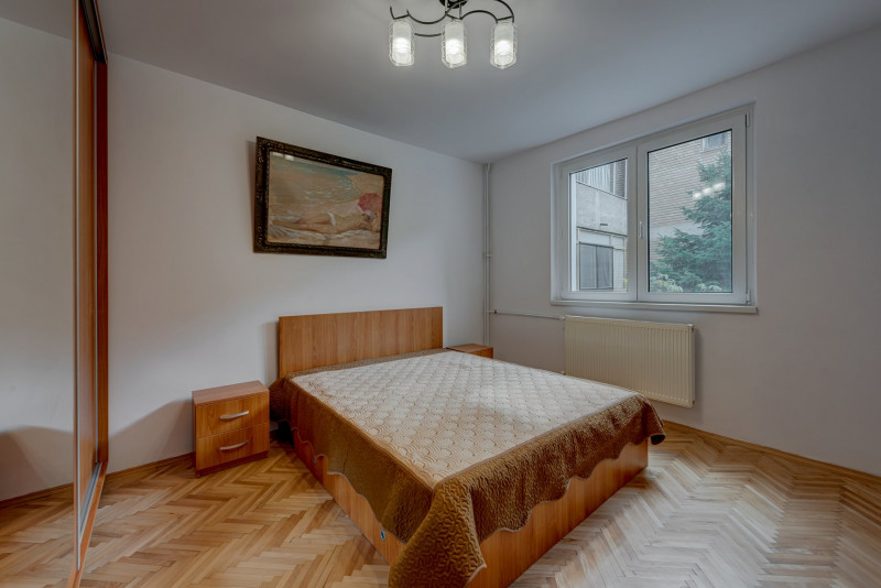 Apartament luminos si proaspat renovat, bloc H, Titan - Parc IOR!