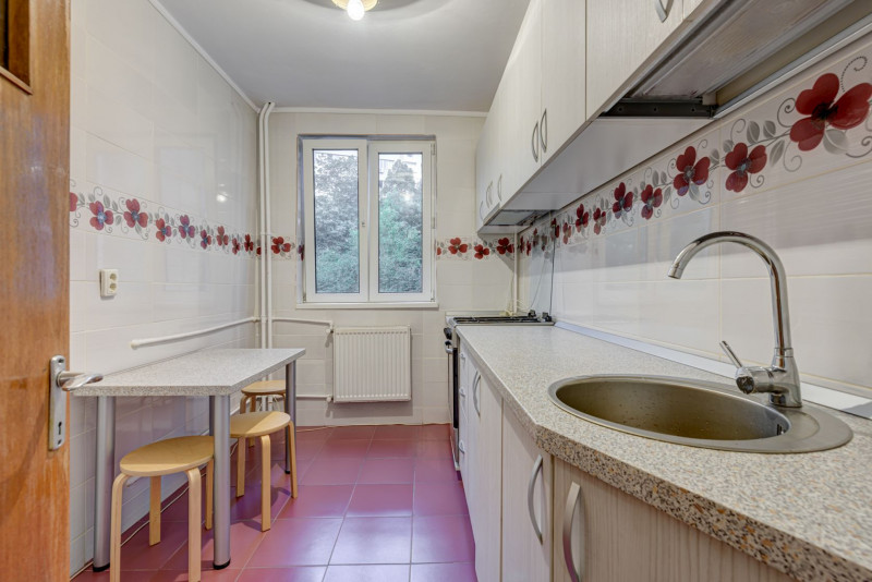 Apartament luminos si proaspat renovat, bloc H, Titan - Parc IOR!
