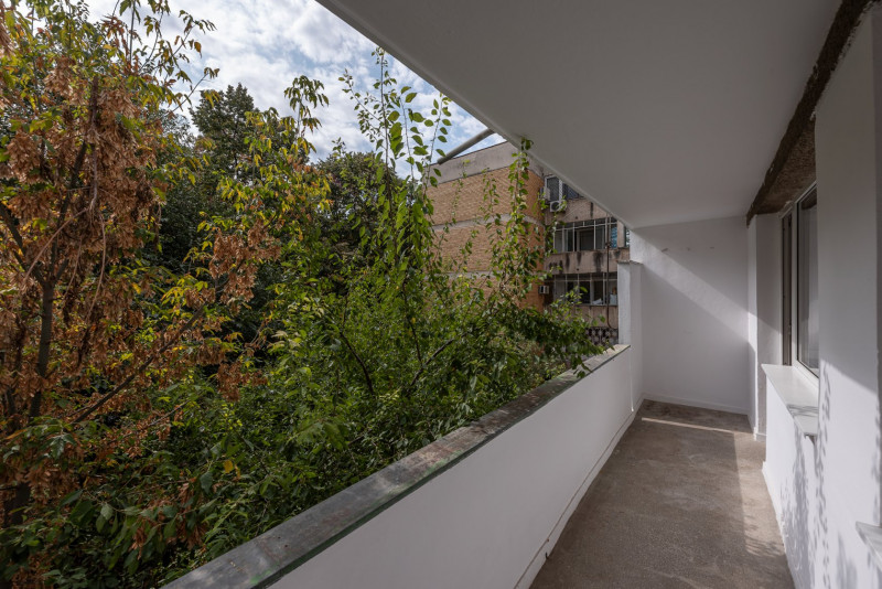 Apartament luminos si proaspat renovat, bloc H, Titan - Parc IOR!