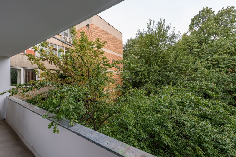 Apartament luminos si proaspat renovat, bloc H, Titan - Parc IOR!